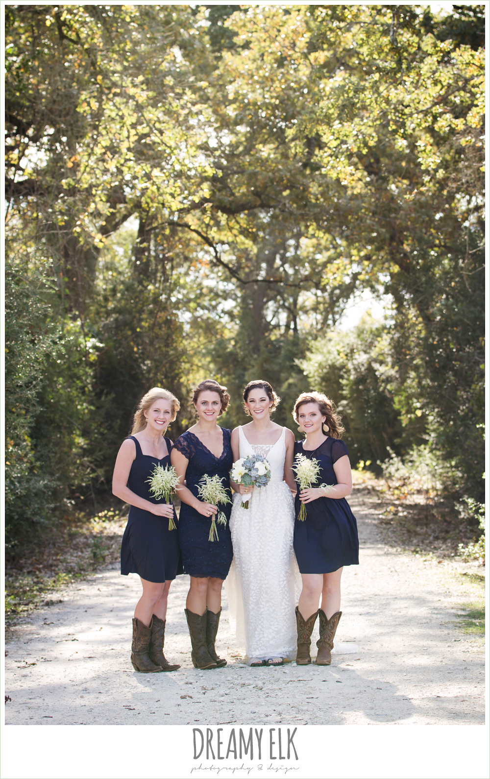 lauryn brent wedding the amish barn at edge Dreamy Elk Photography Design Austin Wedding Photographer